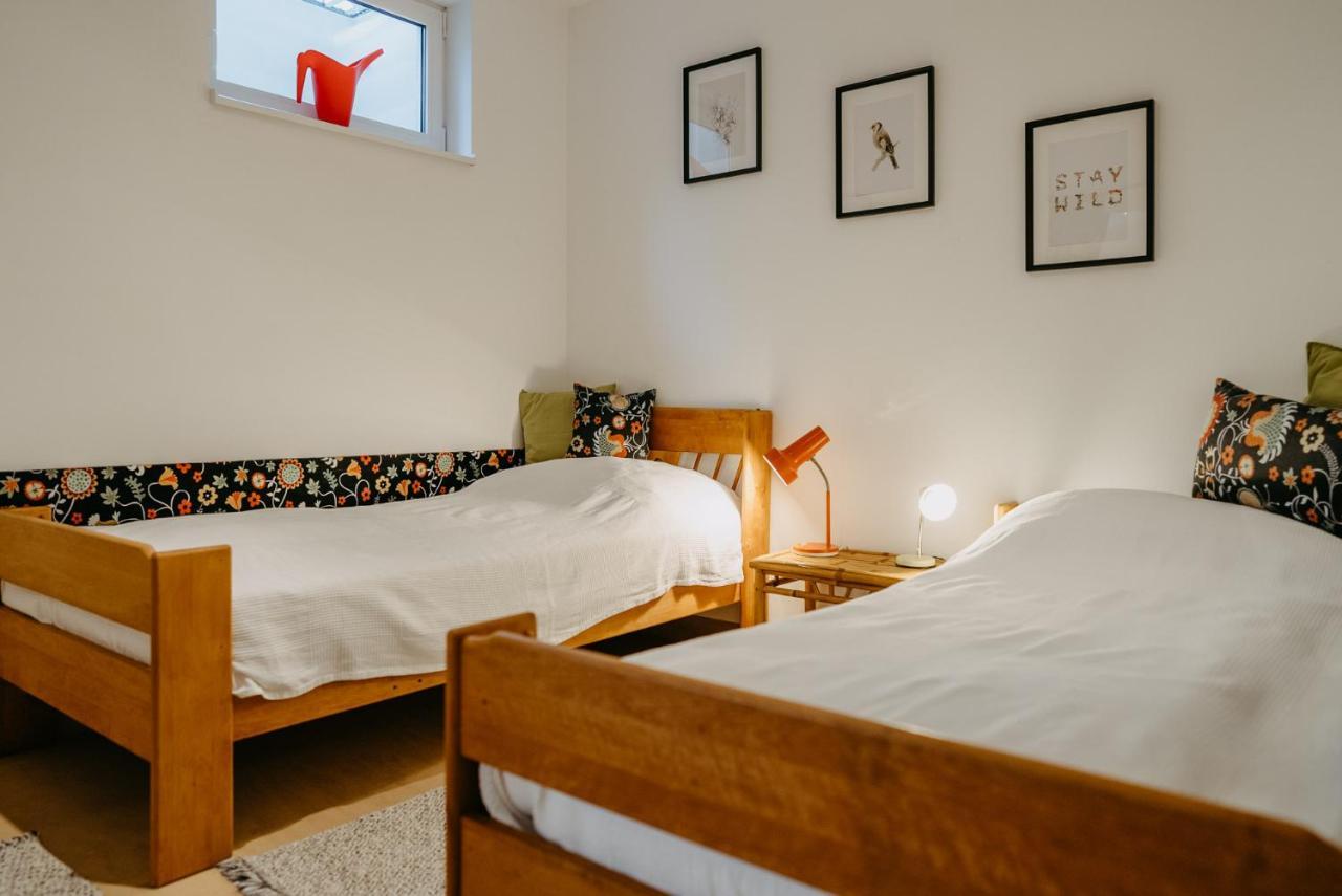 Haus Luna - Privatzimmer Im Sonnigen Suedburgenland Hackerberg Екстериор снимка