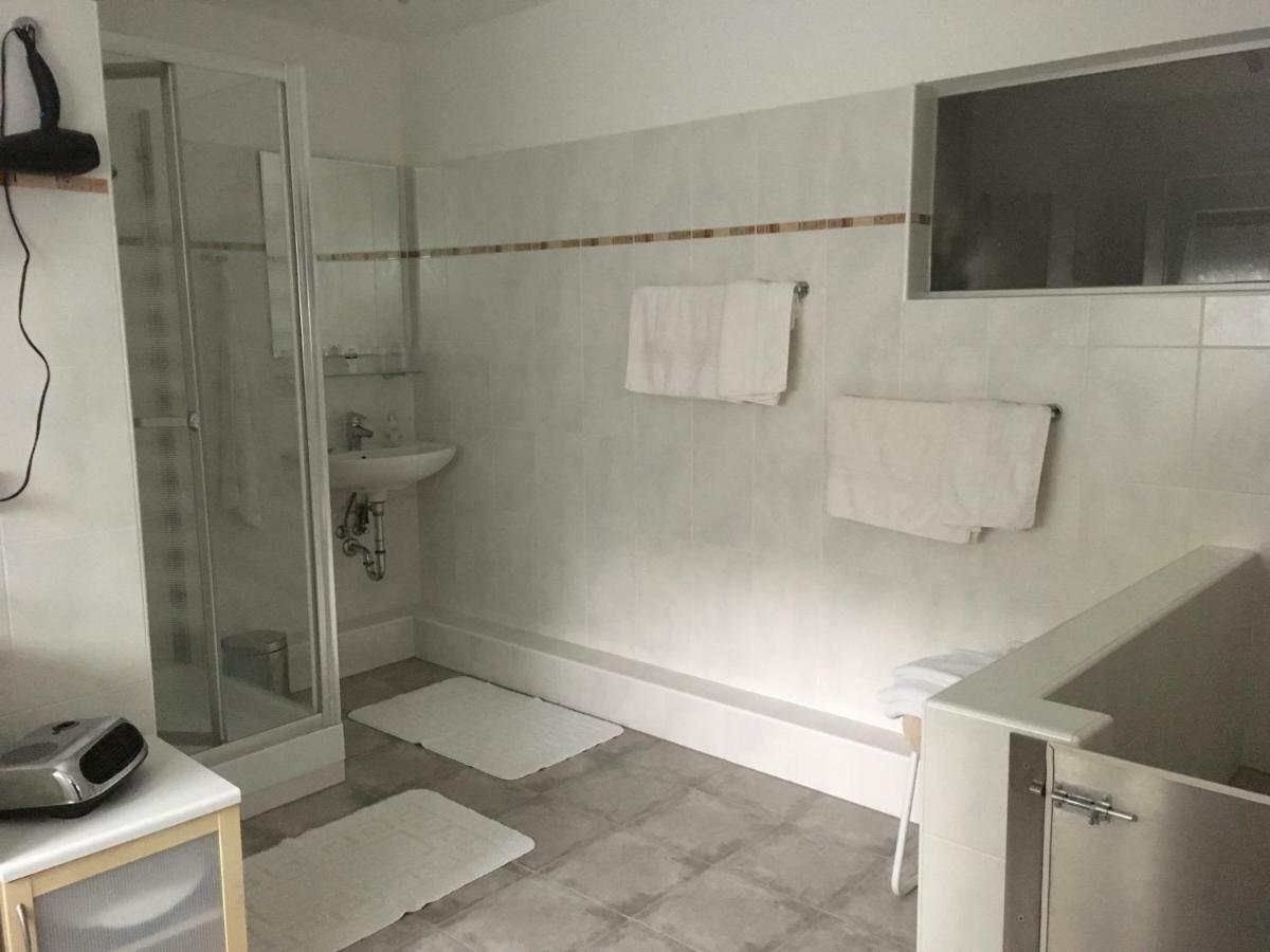 Haus Luna - Privatzimmer Im Sonnigen Suedburgenland Hackerberg Екстериор снимка